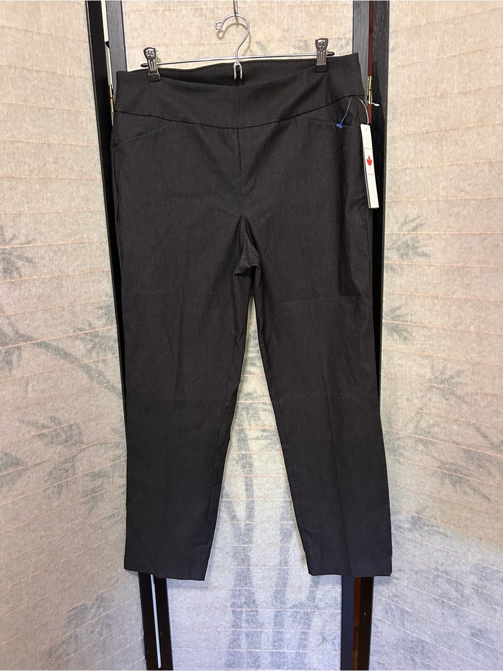 Tribal Black Cropped Stretch Pull-On Ankle Pants Women Sz 12 Tummy Control NWT